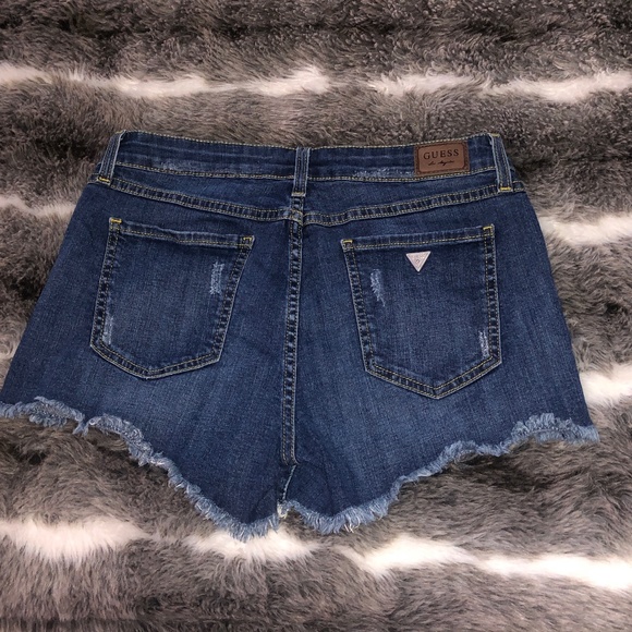 GUESS Cutoff Denim Shorts - Picture 2 of 3